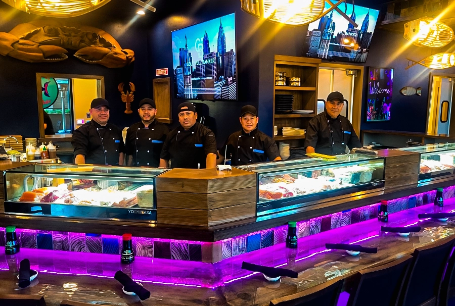 Go Fish Sushi Bar Thousand Oaks California Sushi Restaurant Staff Chefs